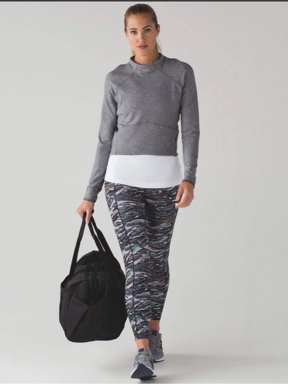 Lululemon Hill and Valley Long-Sleeve Mock Neck Pullover Top, size S